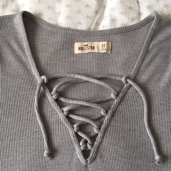 Hollister Front Lace-up Shirt - Picture 3 of 4